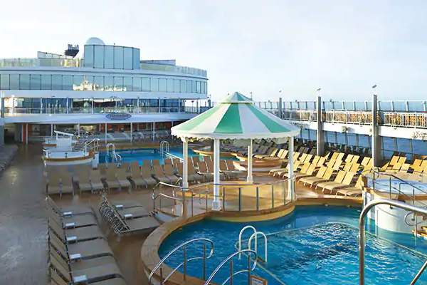 Norwegian Jewel Gallery Image